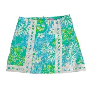 Lilly Pulitzer skort in Blue Sri Lanka print